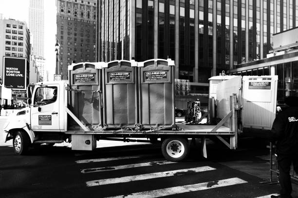 Best Portable restroom trailer rental  in Moweaqua, IL